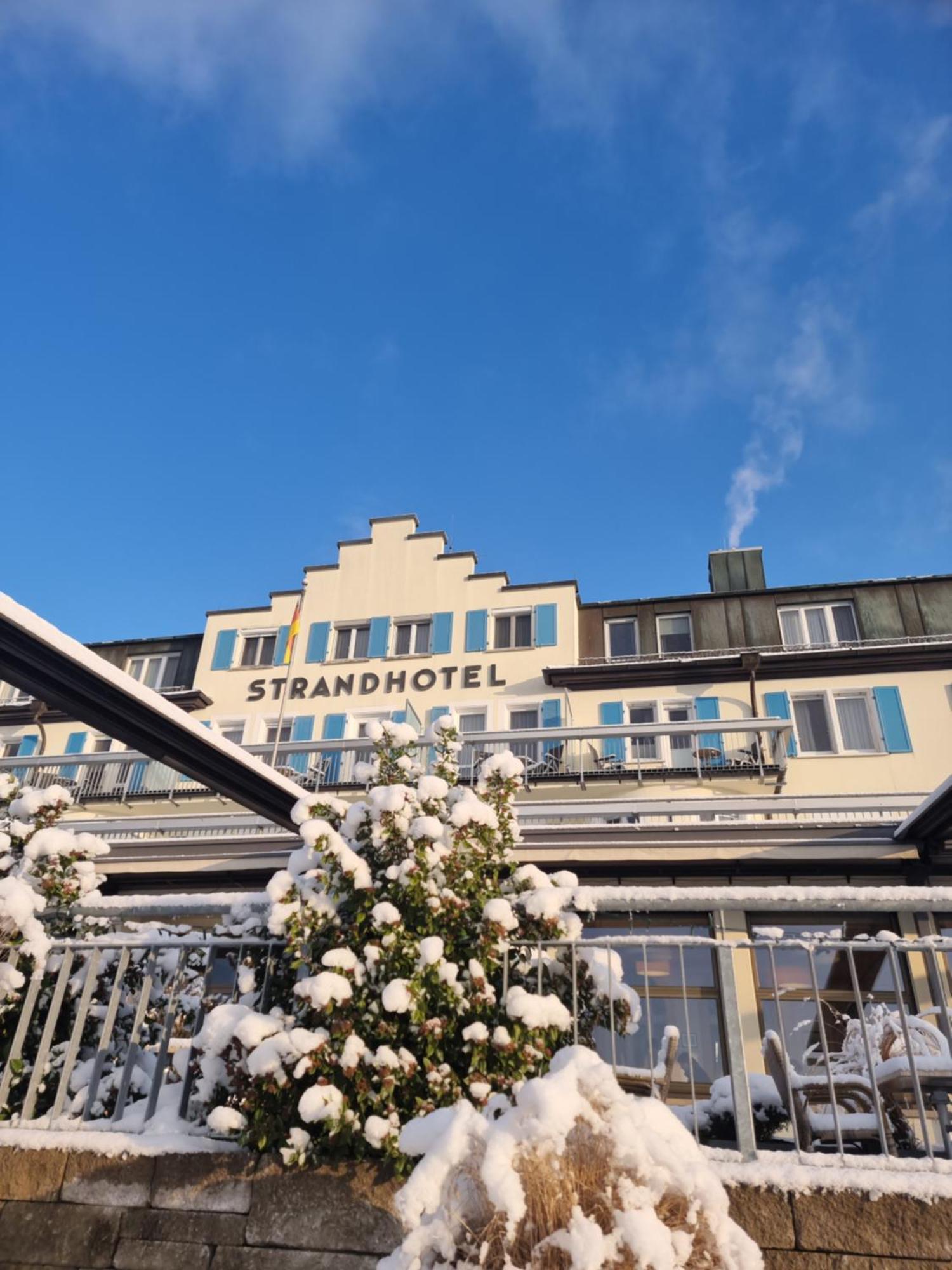 Strandhotel Loechnerhaus Reichenau Exterior foto