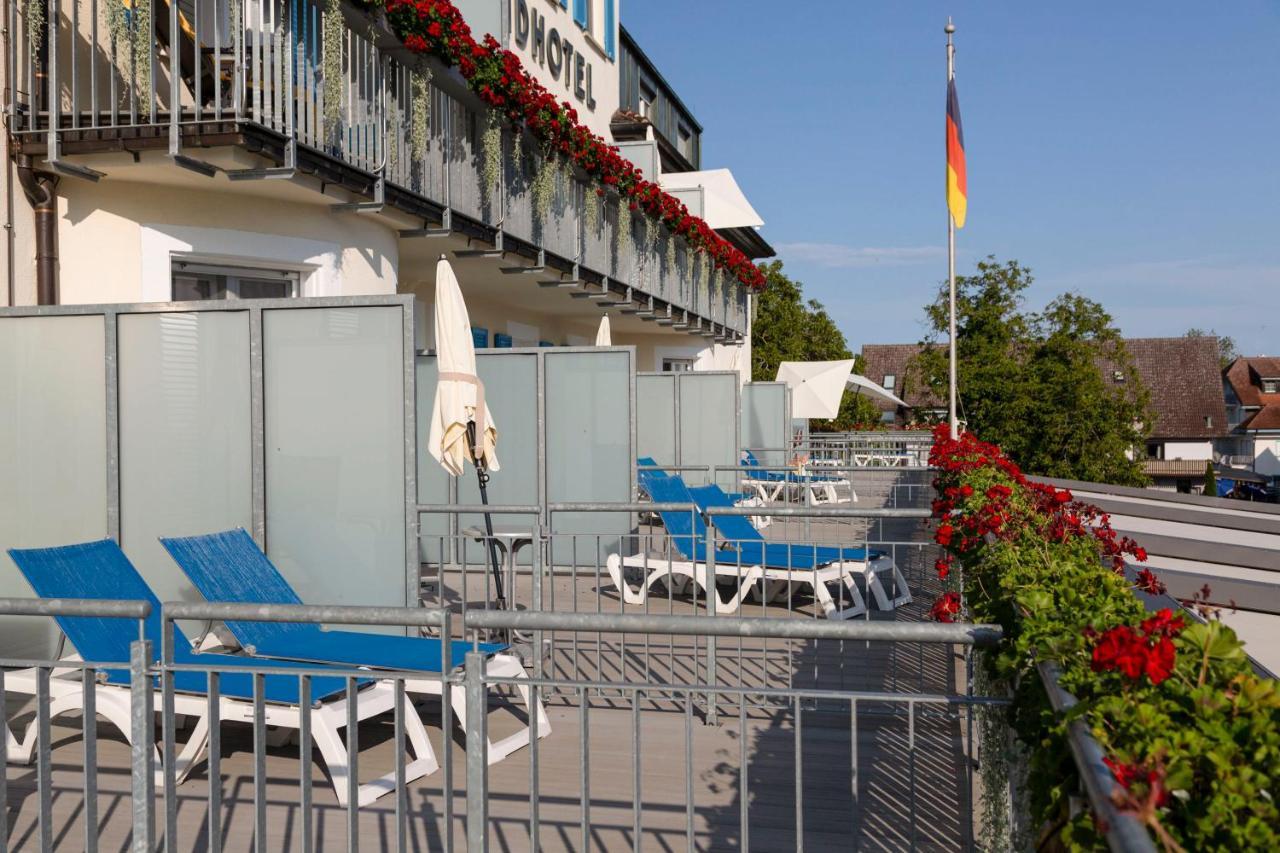 Strandhotel Loechnerhaus Reichenau Exterior foto